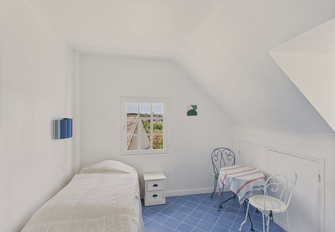 House in Penvénan - Port Blanc – House for 12 Adults and 2 Children
