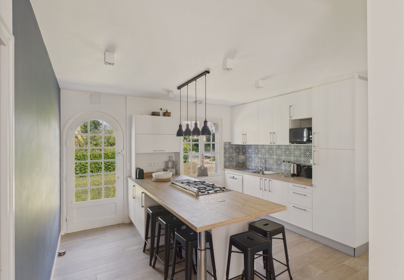House in Penvénan - Port Blanc – House for 12 Adults and 2 Children