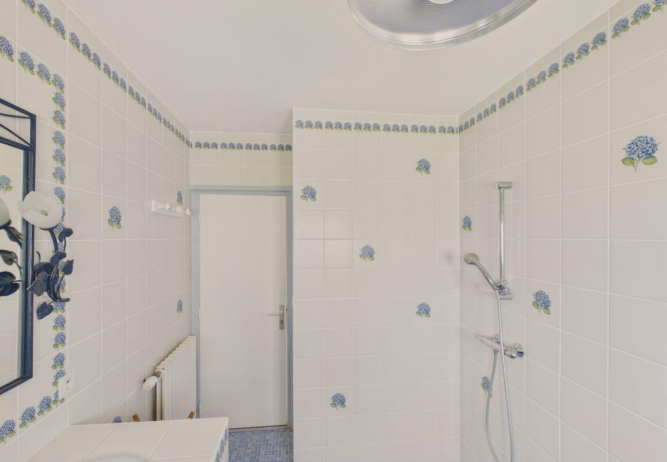House in Penvénan - Port Blanc – House for 12 Adults and 2 Children