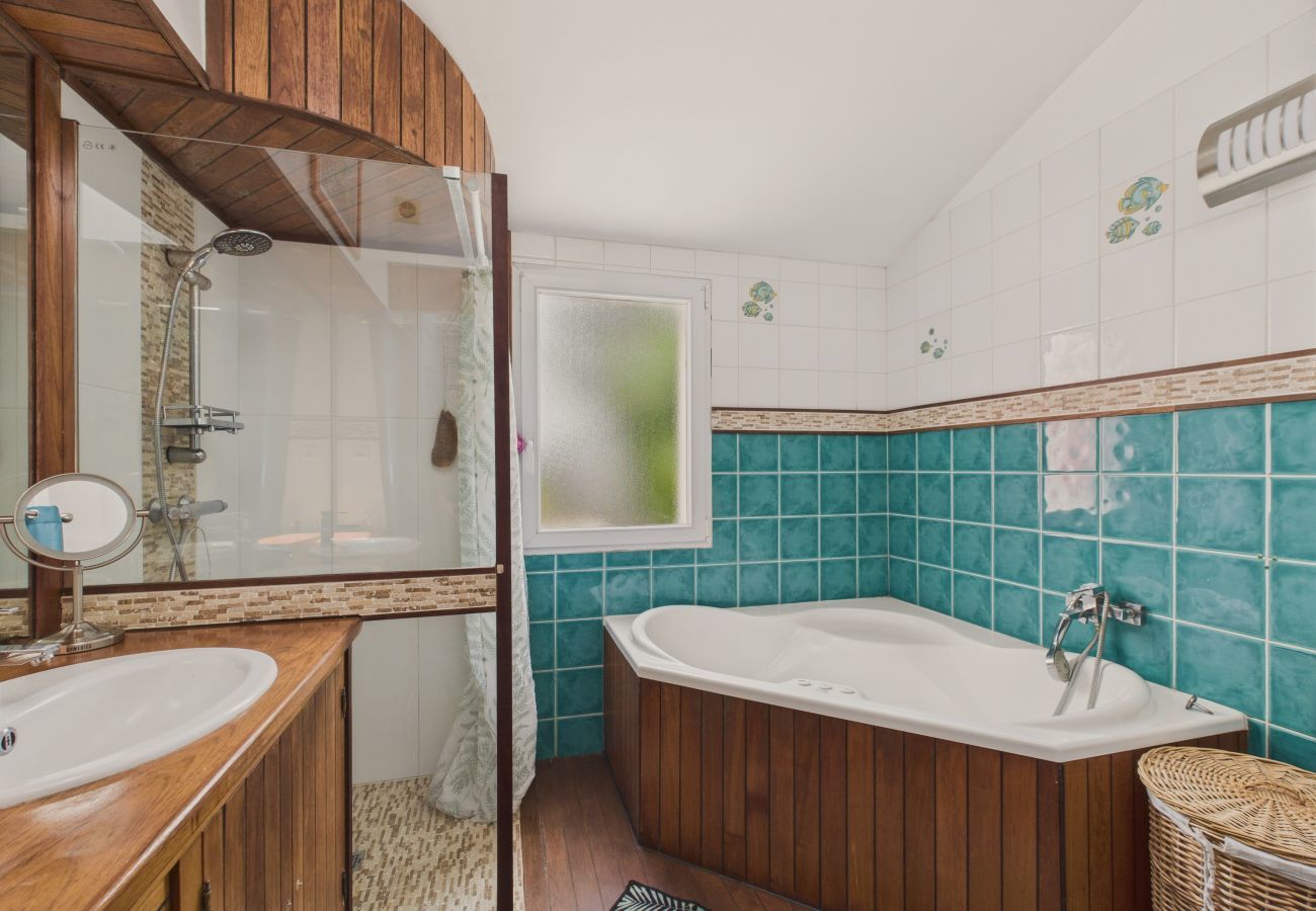House in Saint-Révérend - Beautiful and spacious quiet house for 8 people