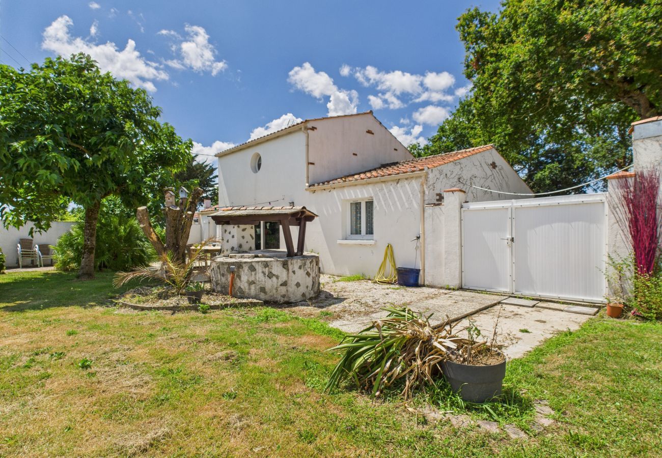 House in Saint-Révérend - Beautiful and spacious quiet house for 8 people