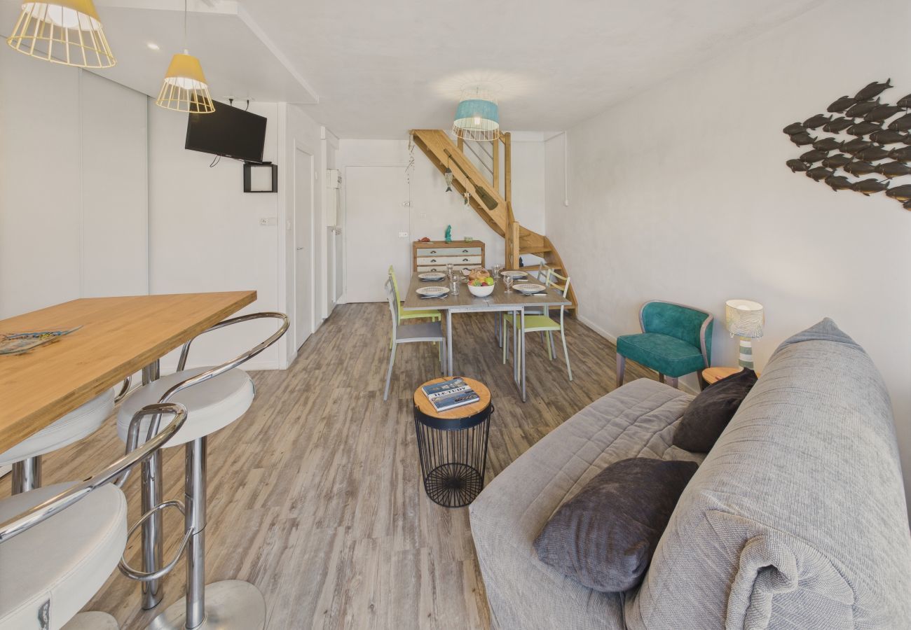 Apartment in Ile Tudy - 200m from the beach – 2 adults and 2 children