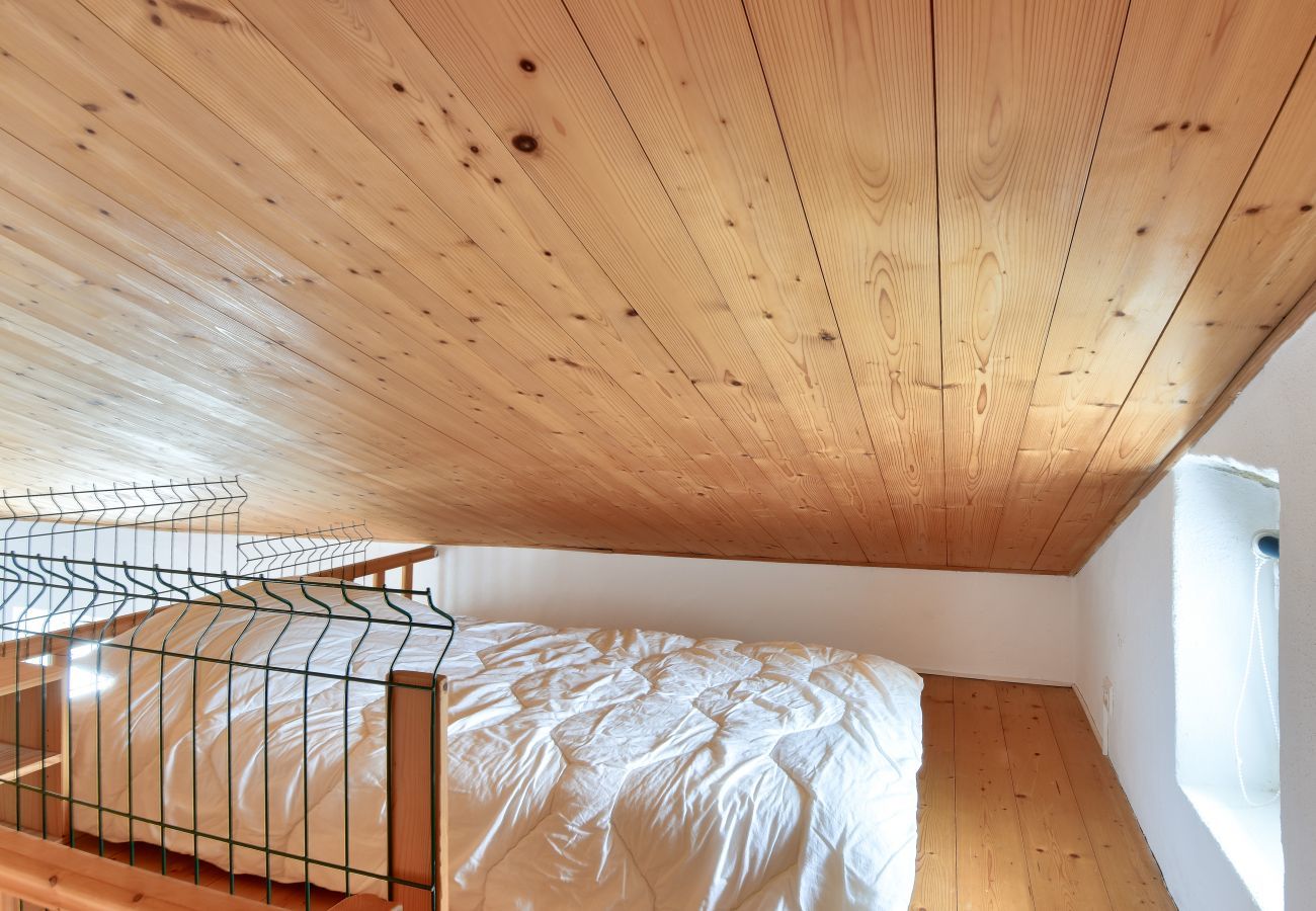 Studio in L'Epine - 300m from the beach - house with garden for 3