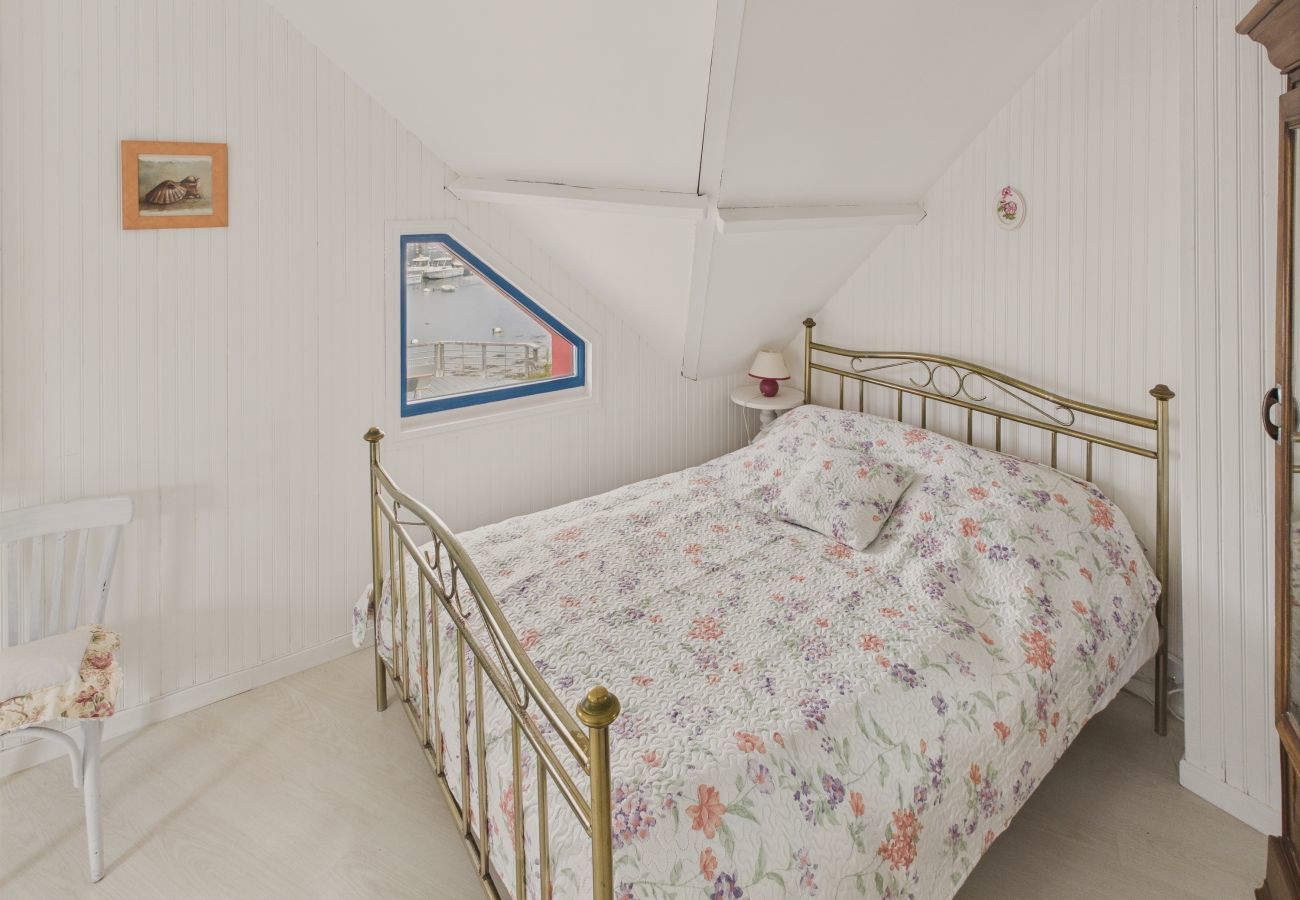 House in Treffiagat - Harbor view – 350m from the beach – house for 6