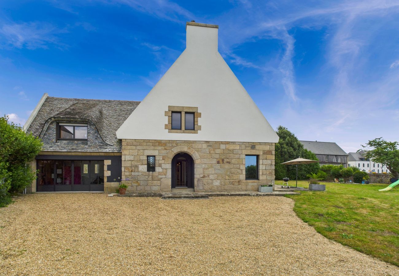 House in Pont-l´Abbé - River View – Spacious House and Garden for 10