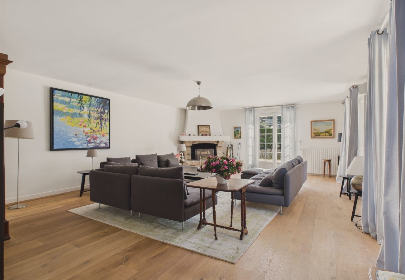 House in Le Pouliguen - 650m from the sea – Large house for 10 with pool