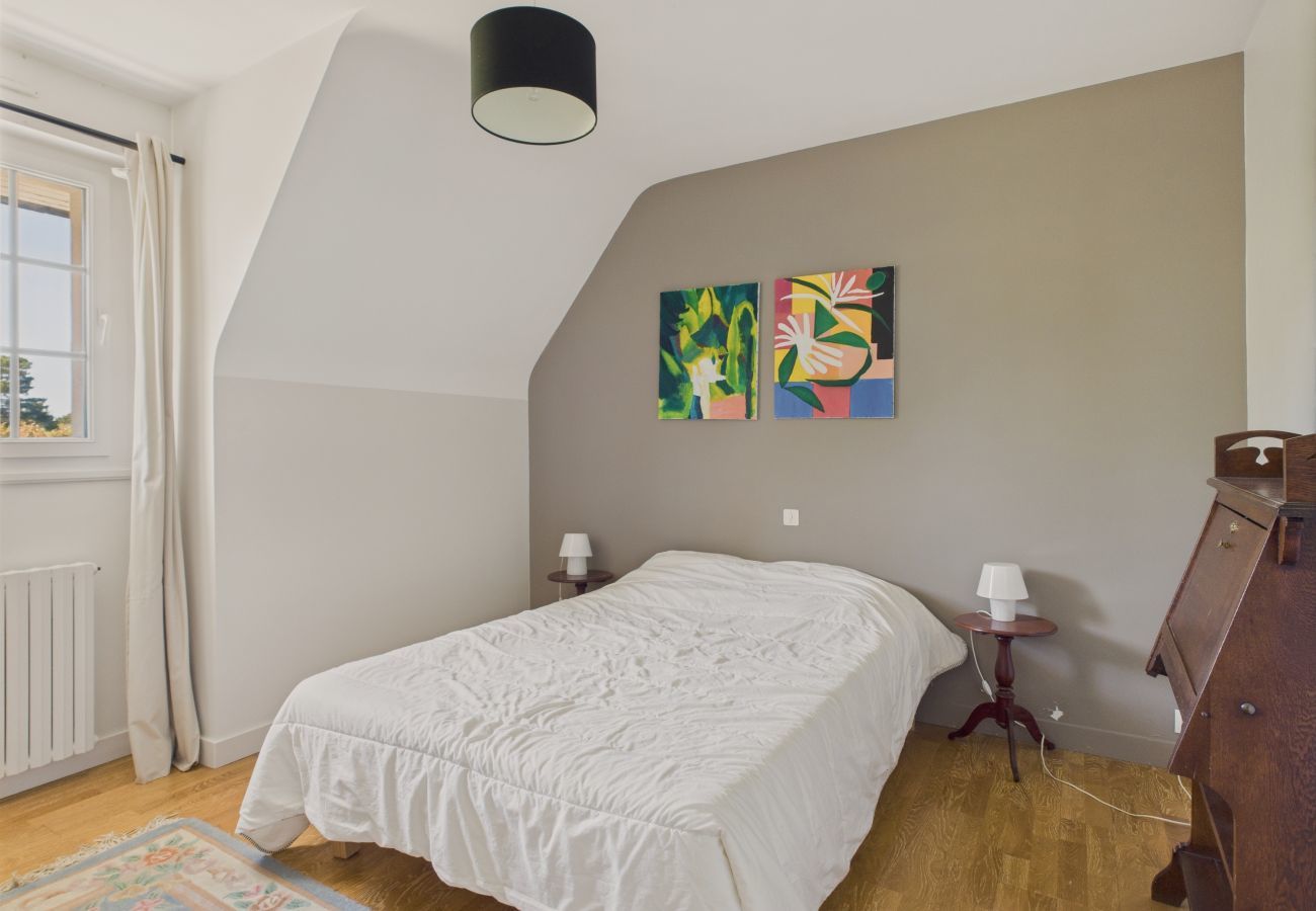 House in Le Pouliguen - 650m from the sea – Large house for 10 with pool