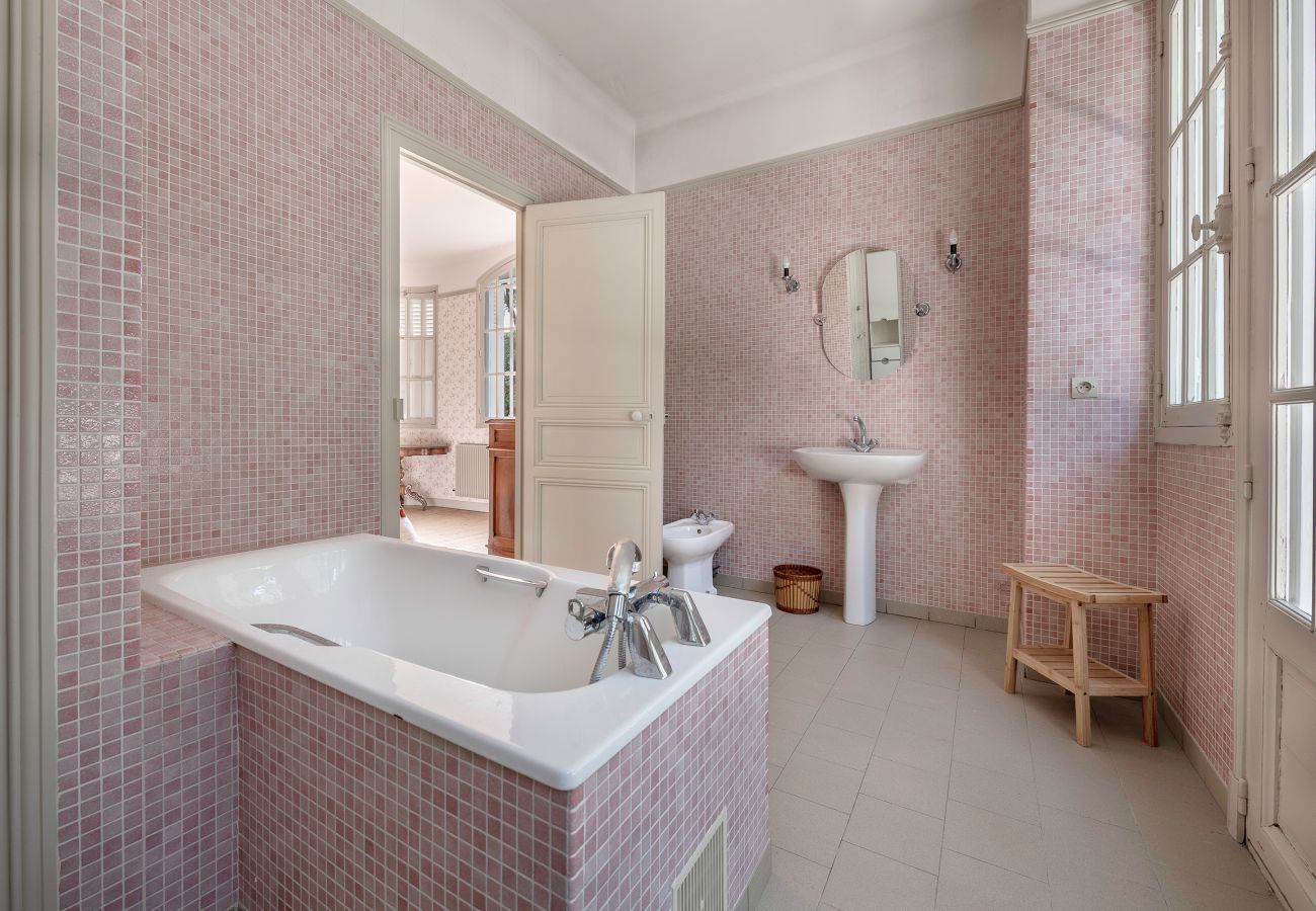 House in Saint-Brevin-les-Pins - House for 9 people, 450m from the beach