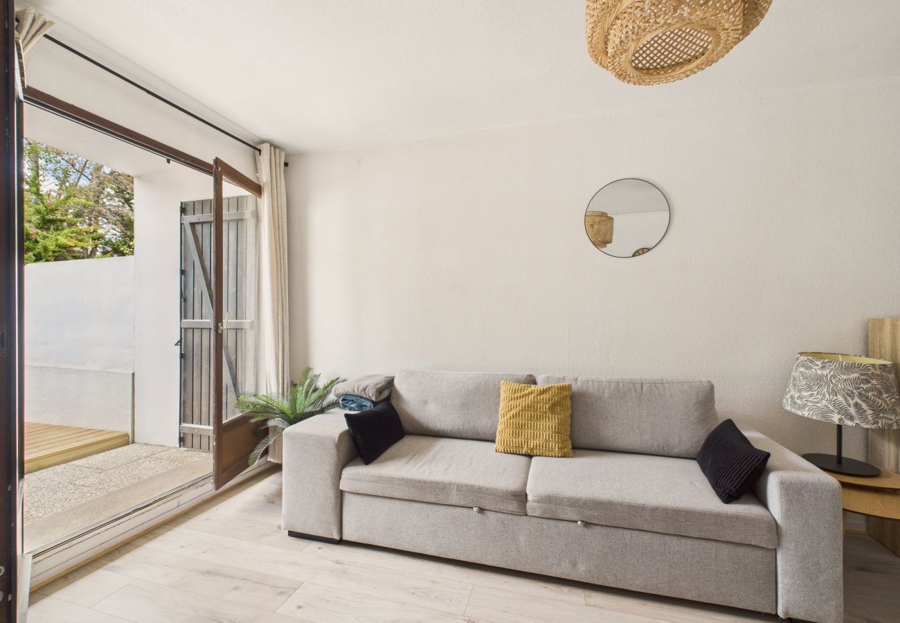 Apartment in Saint-Hilaire-de-Riez - 200m from the beach, terrace, apartment for 4