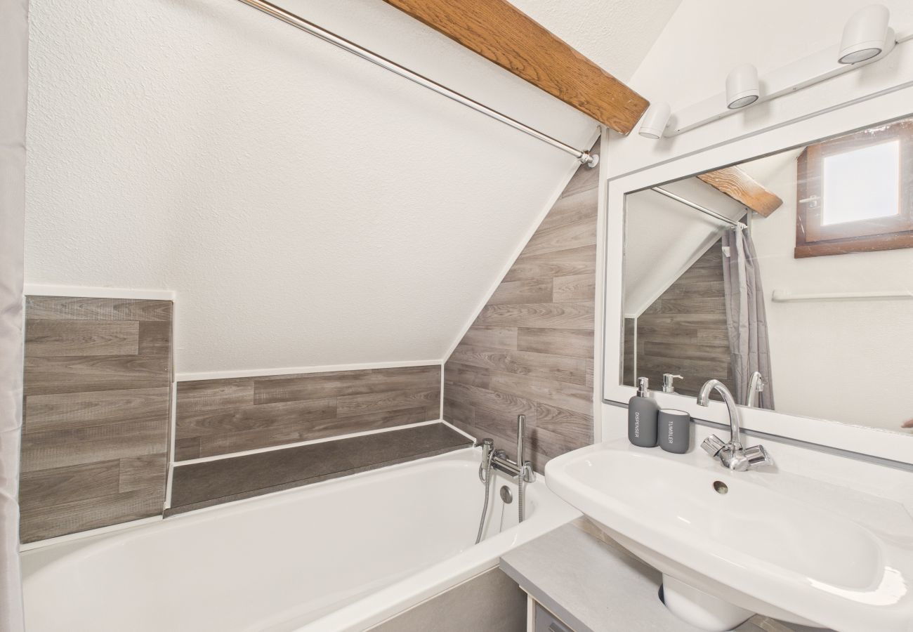 House in Batz-sur-Mer - Sea view house for 2 adults and 2 children