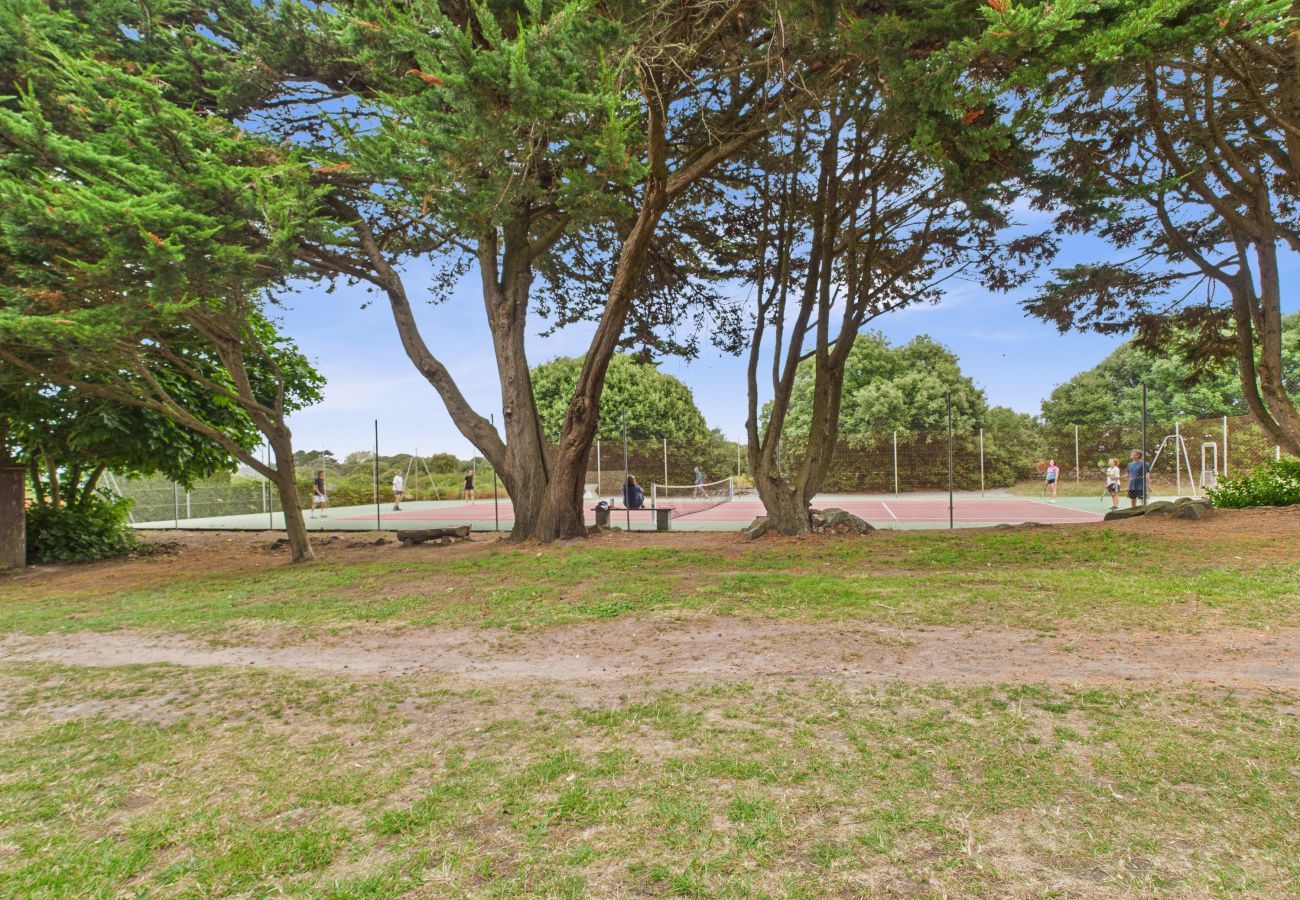 House in Batz-sur-Mer - Sea view house for 2 adults and 2 children