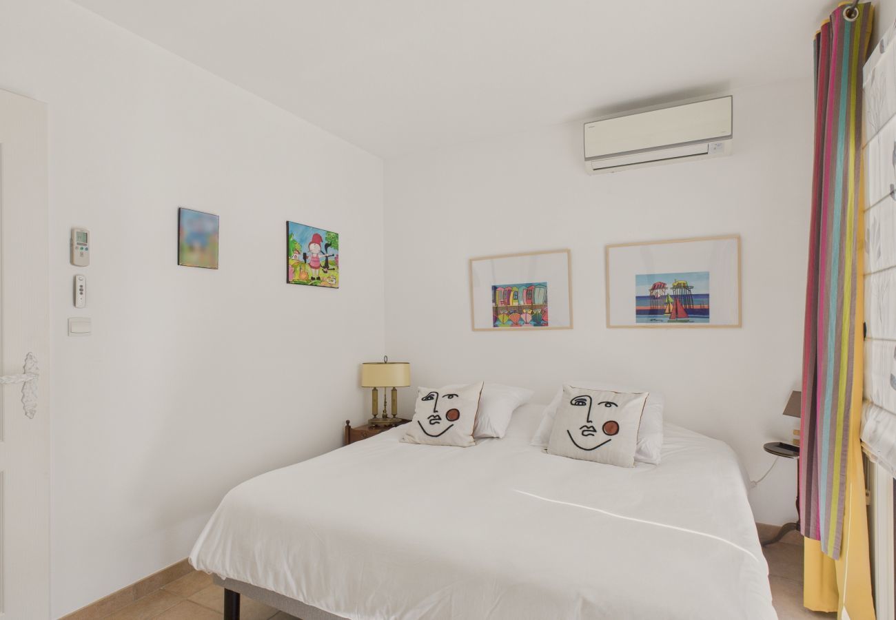 House in Lanton - Charming pink house for 4 - 500m from beach