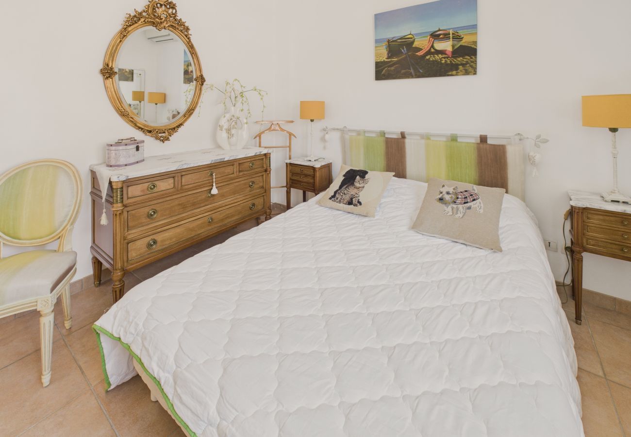 House in Lanton - Charming pink house for 4 - 500m from beach