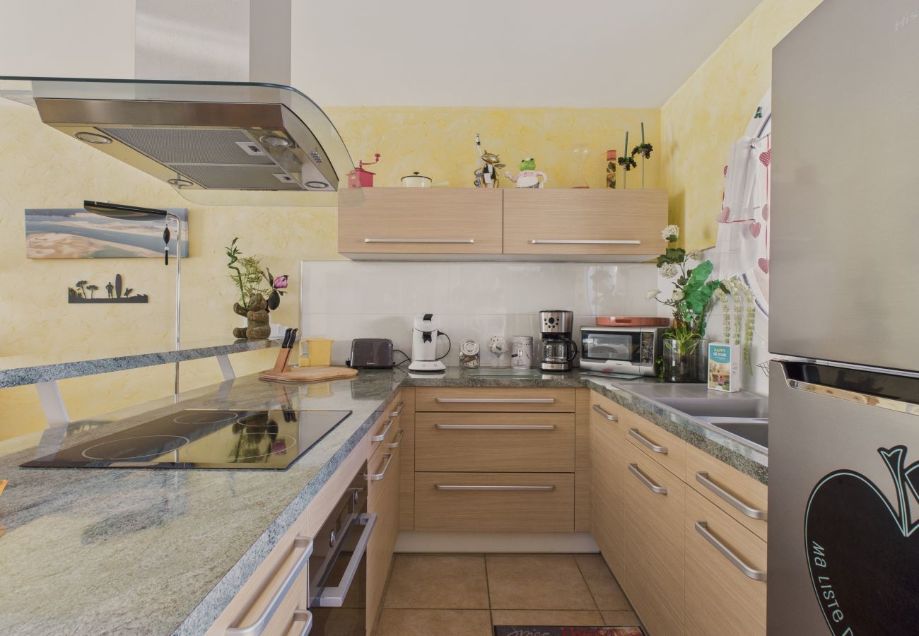 House in Lanton - Charming pink house for 4 - 500m from beach