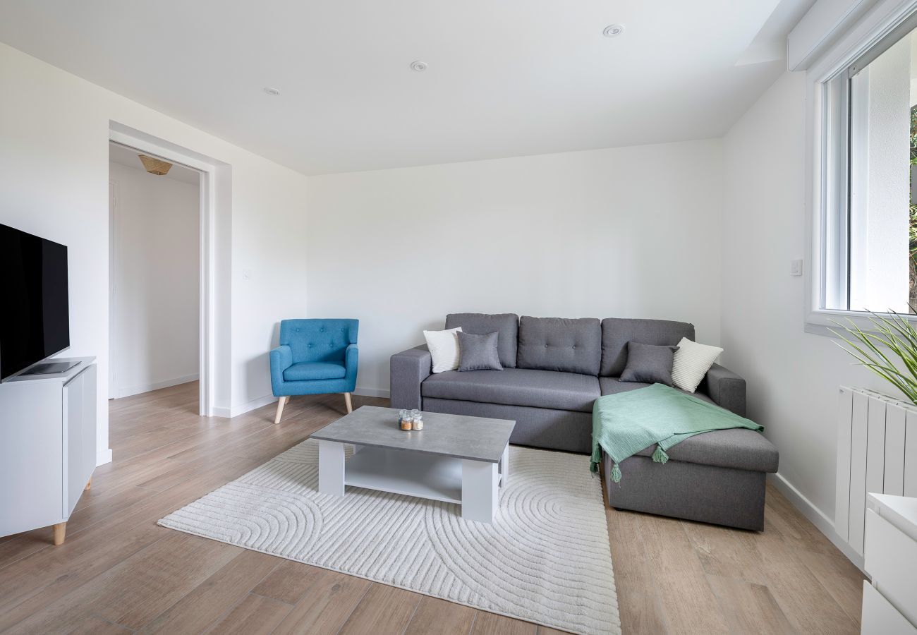 Terraced House in Saint-Brevin-les-Pins - House for 6, 950m from the seafront in St Brevin