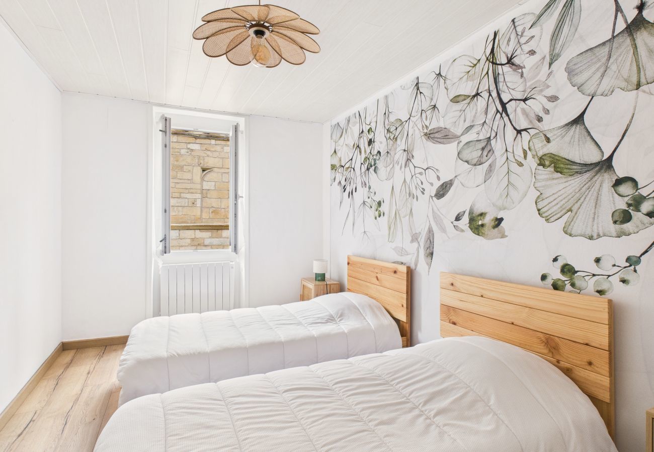 House in Montignac - Lovely house for 4 near the city center