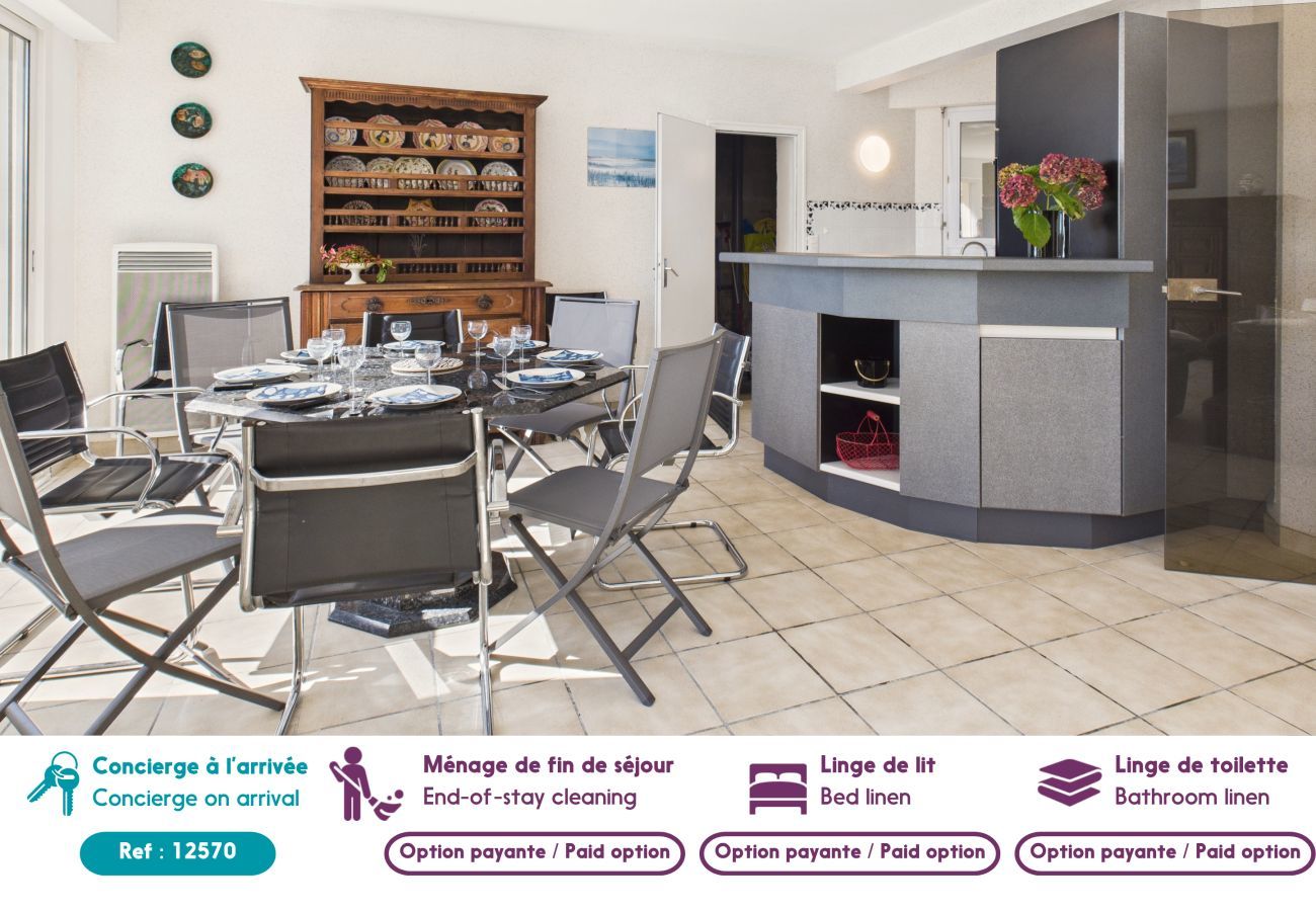 House in Arzon - Facing the Sea – House for 8 with Garden