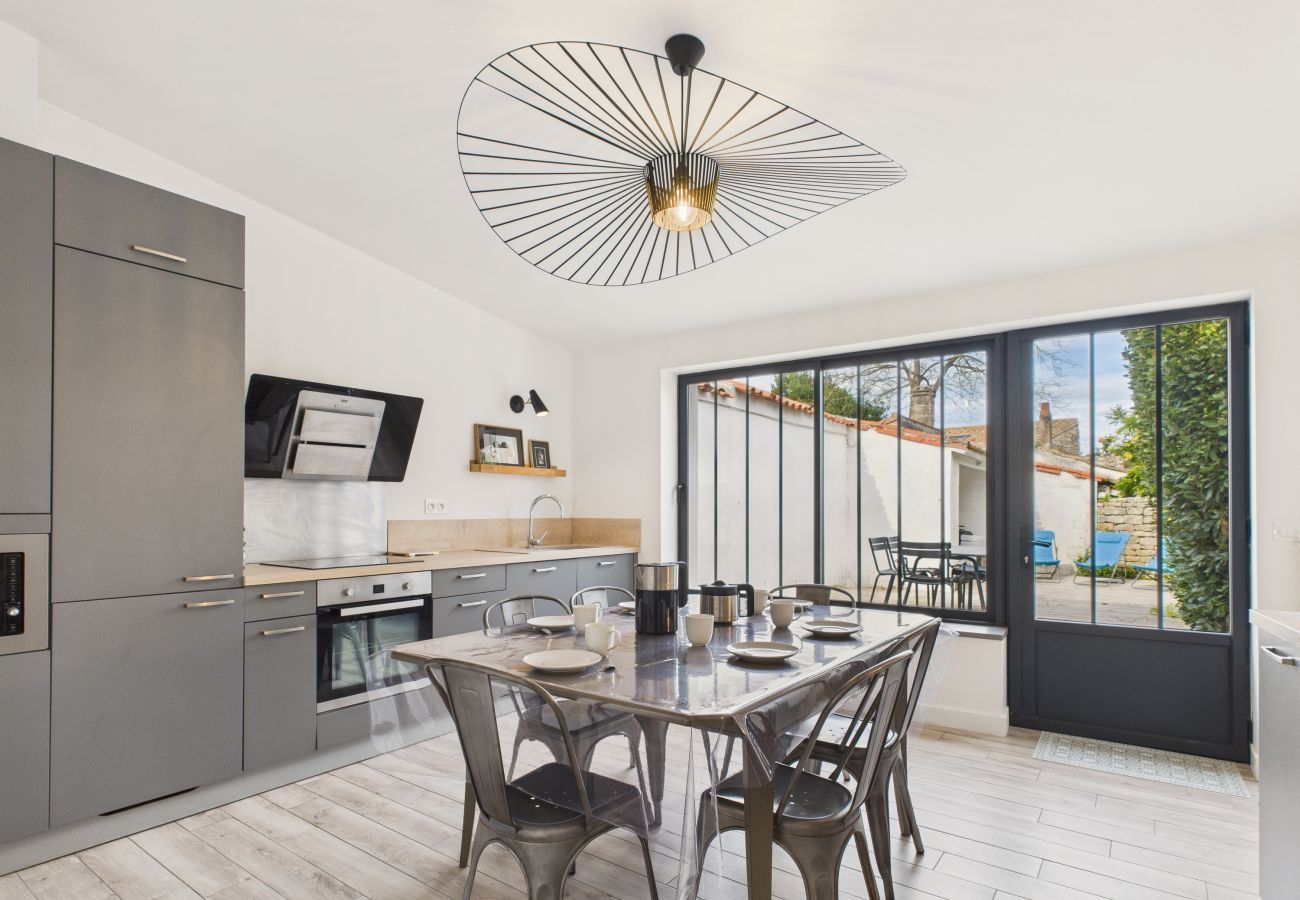 House in Le Bois-Plage-en-Ré - Charming house for 6, Bois-Plage town centre