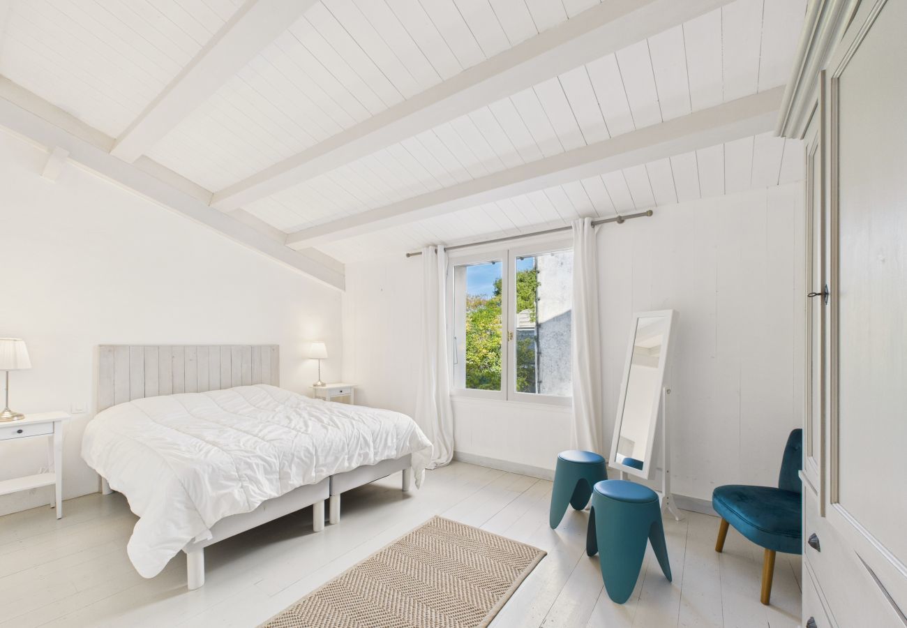 House in Le Bois-Plage-en-Ré - Charming house for 8 people, 800m from the beach