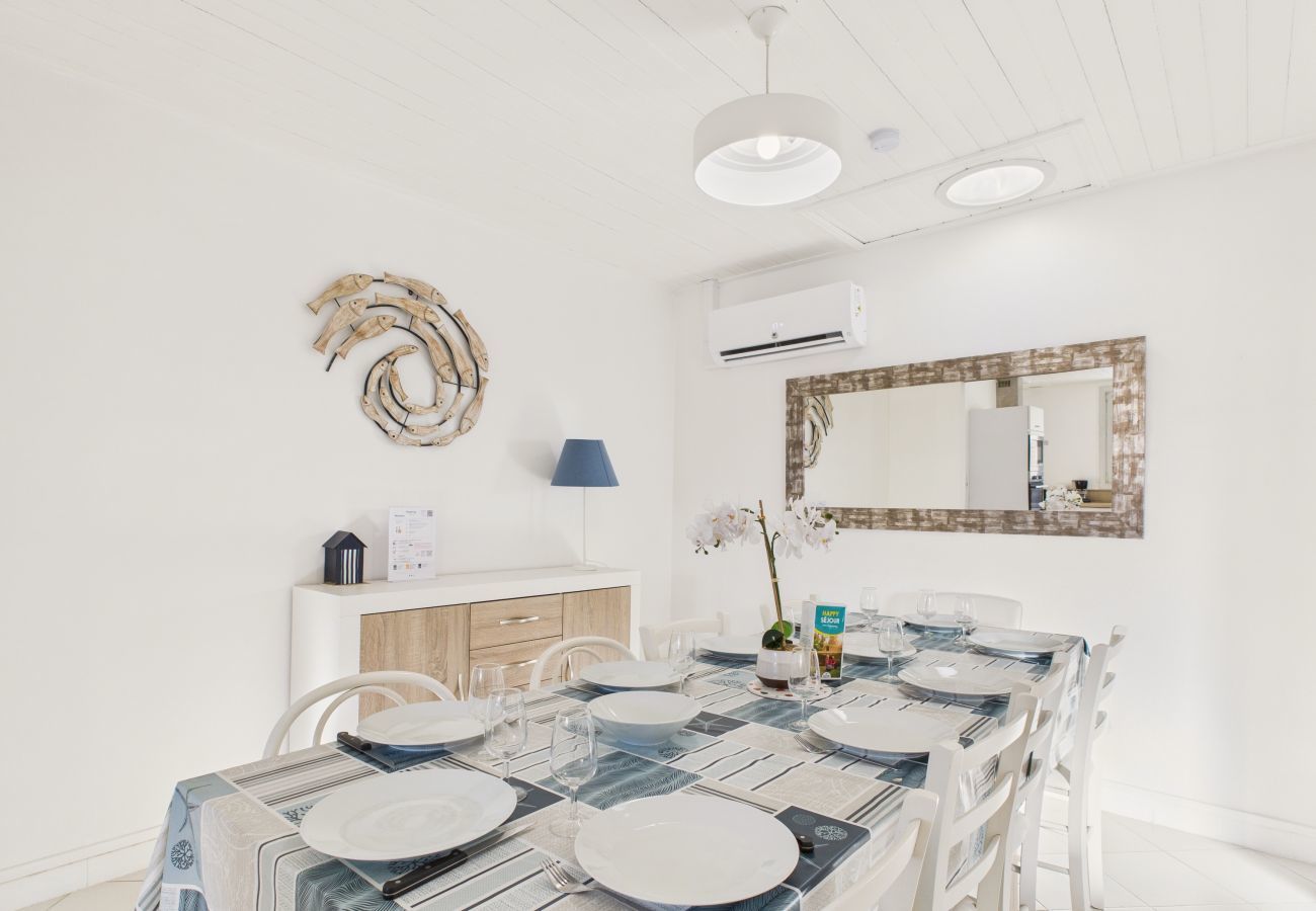 House in La Tranche-sur-Mer - 400m from sea - big house for 10, garden