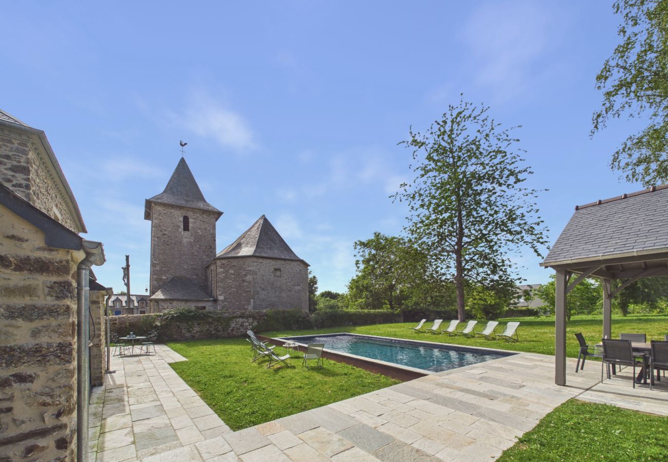House in Tréméreuc - House for 12 with large garden and swimming pool