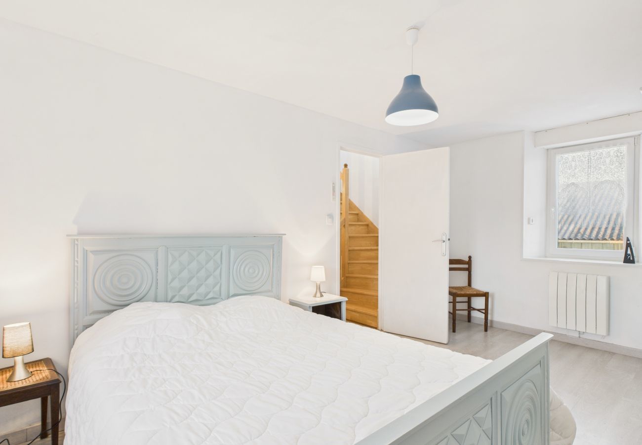 House in Plouguerneau - House for 7 with Garden – Very Quiet Neighborhood