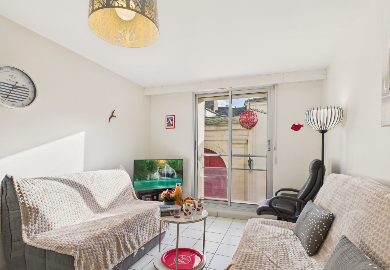 Apartment in Les Sables-d´Olonne - 200m from Grande Plage, apt 2 adults/2 kids