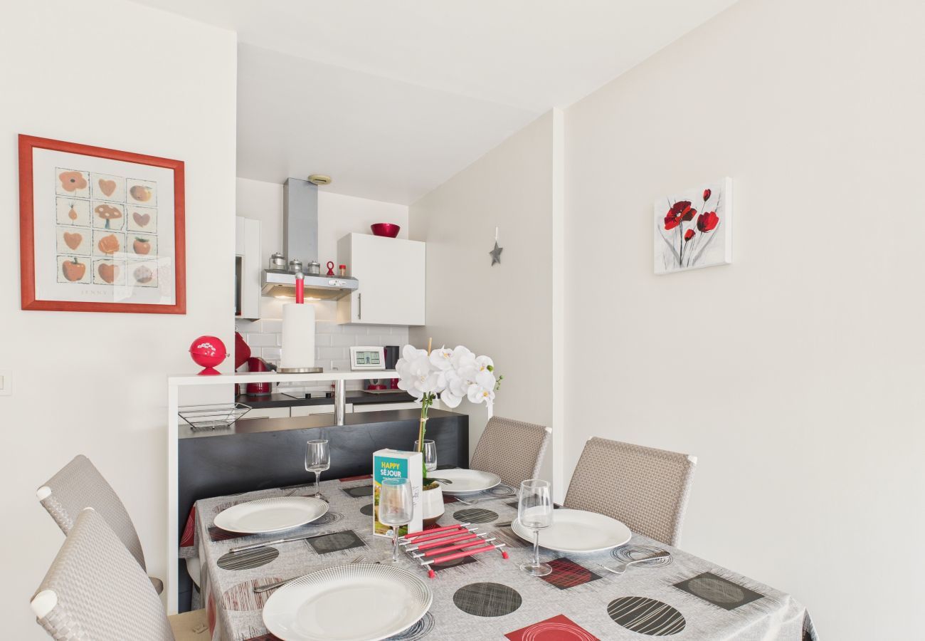 Apartment in Les Sables-d´Olonne - 200m from Grande Plage, apt 2 adults/2 kids
