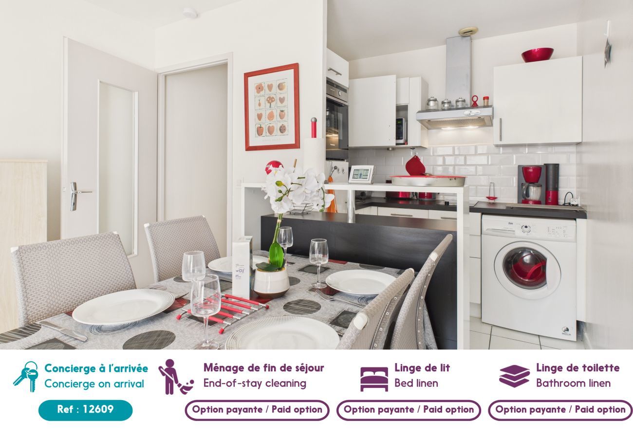 Apartment in Les Sables-d´Olonne - 200m from Grande Plage, apt 2 adults/2 kids