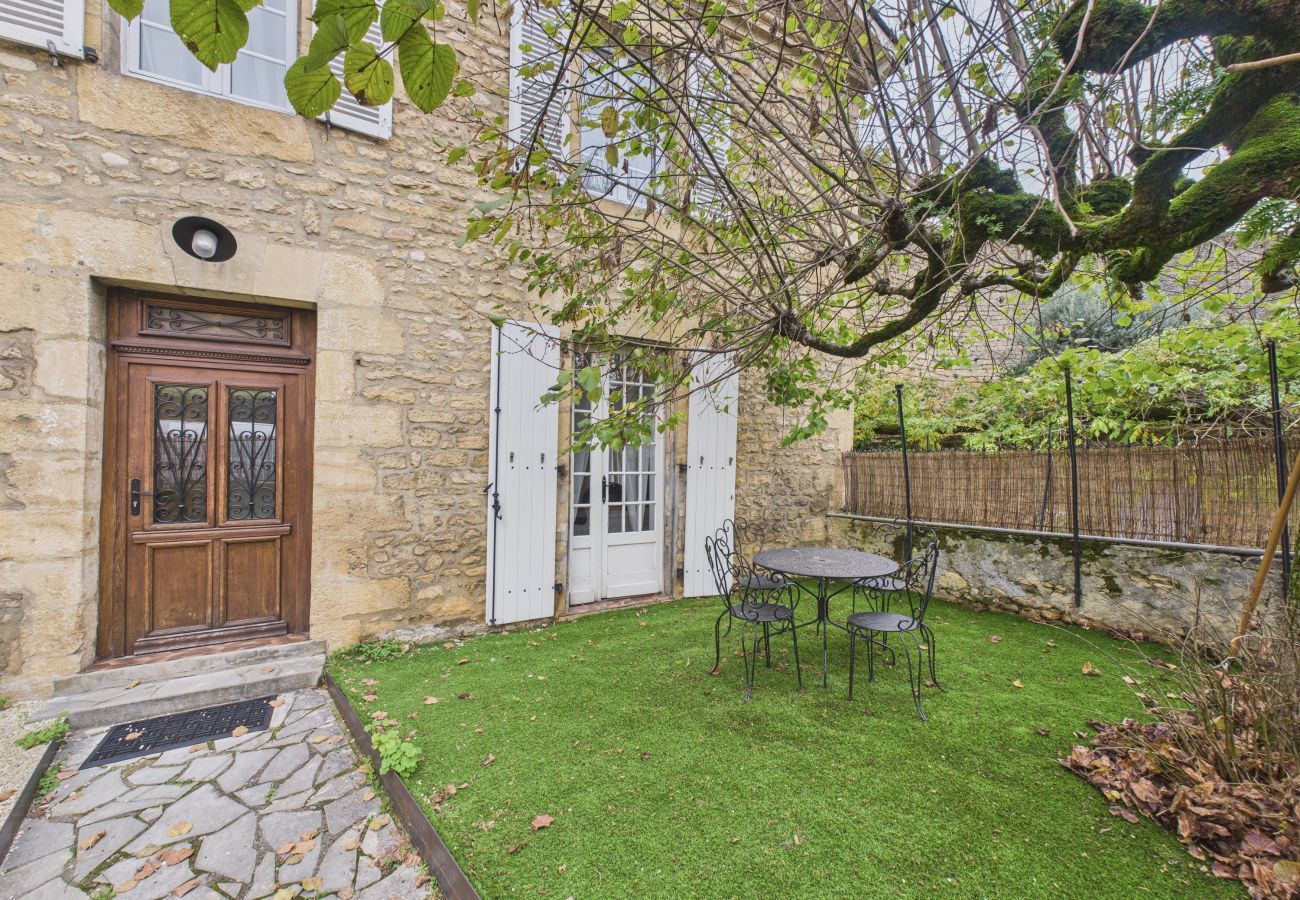 House in Sarlat-la-Canéda - House for 6 with garden, in the heart of Sarlat
