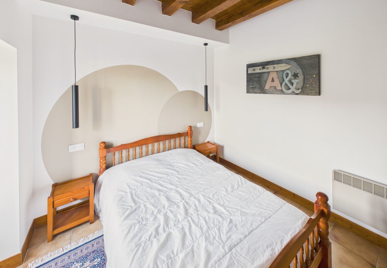 House in Saint-Crépin-et-Carlucet - Cottage for 12 with terrace and shared pool