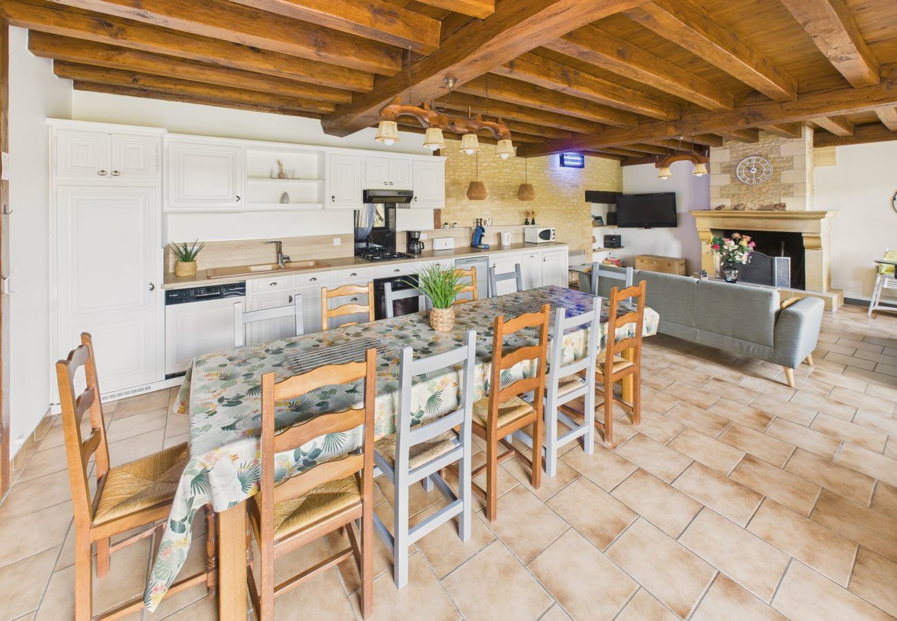 House in Saint-Crépin-et-Carlucet - Cottage for 12 with terrace and shared pool