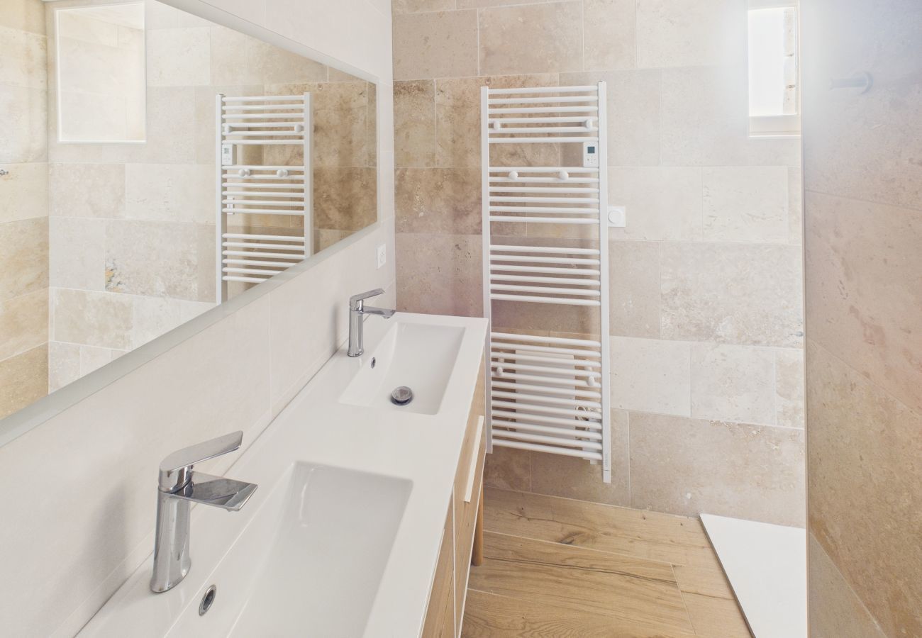 House in Saint-Crépin-et-Carlucet - Cottage for 12 with terrace and shared pool