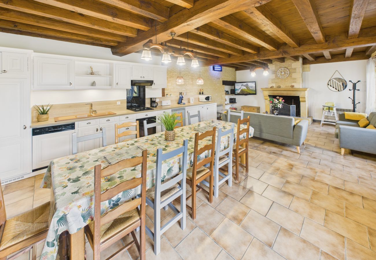 House in Saint-Crépin-et-Carlucet - Cottage for 12 with terrace and shared pool