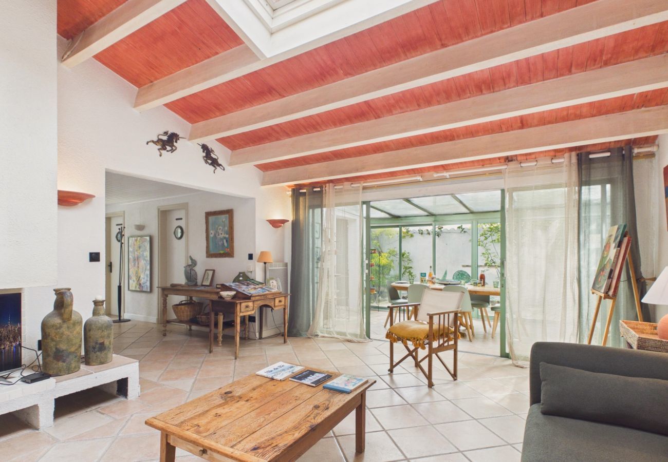 House in Les Portes-en-Ré - 800m from the beach, house for 7 with garden