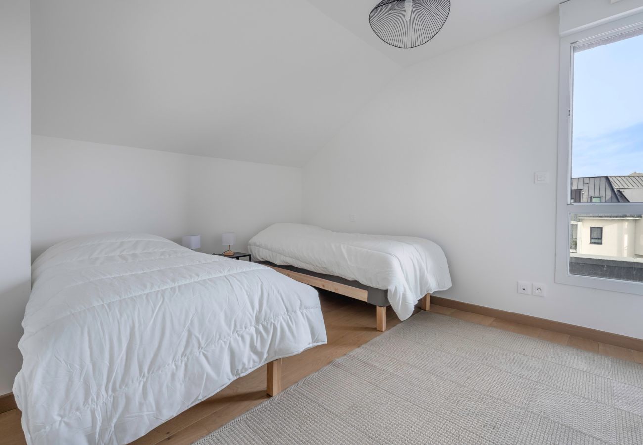 Apartment in Le Pouliguen - 150m from Pouliguen port, flat with terraces