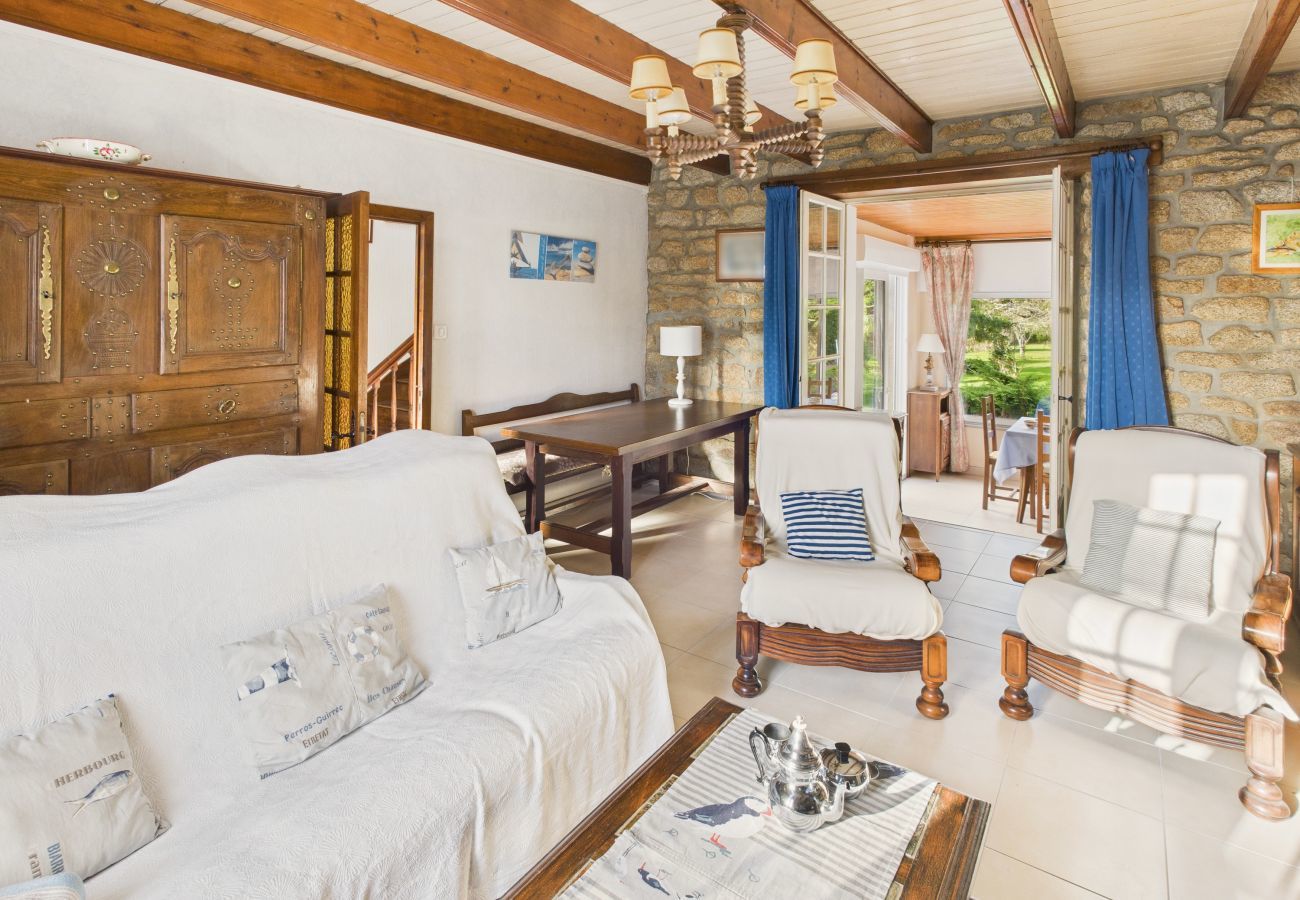 House in Saint-Jean-Trolimon - 10 min from La Torche – Lovely house for 6 – Garden