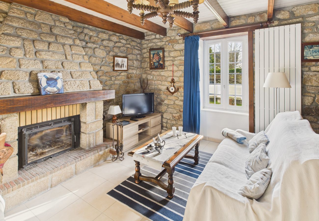 House in Saint-Jean-Trolimon - 10 min from La Torche – Lovely house for 6 – Garden