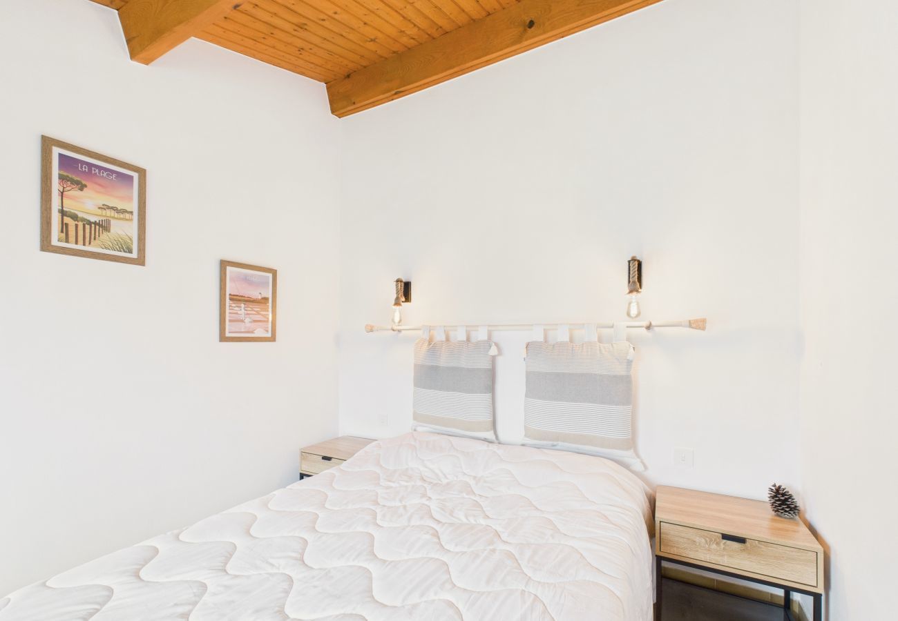 House in Saint-Vincent-sur-Jard - 500m to beach, house with garden for 6