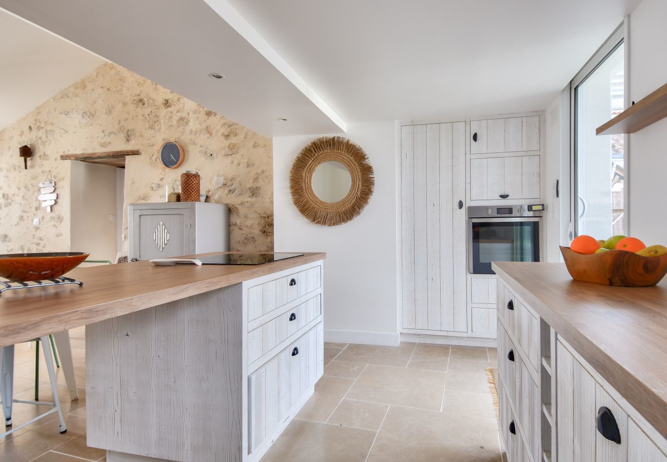 House in La Guérinière - Charming house with garden, 100m from the beach