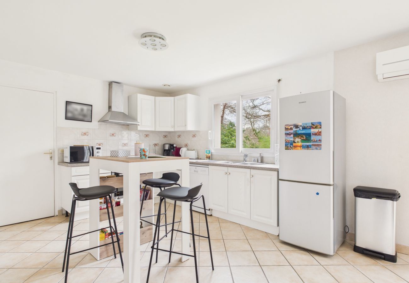House in Clohars-Fouesnant - Family home for 4 adults and 4 children – Garden