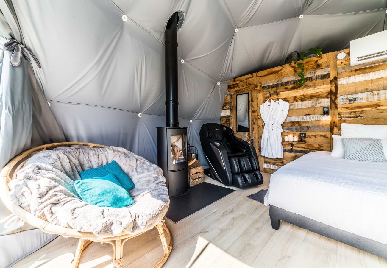 Bungalow in La Dornac - 