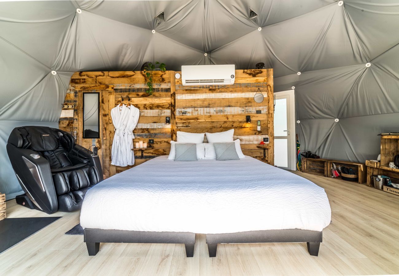 Bungalow in La Dornac - 