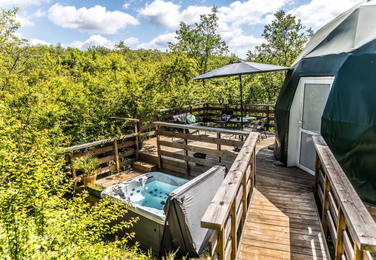 Bungalow in La Dornac - 