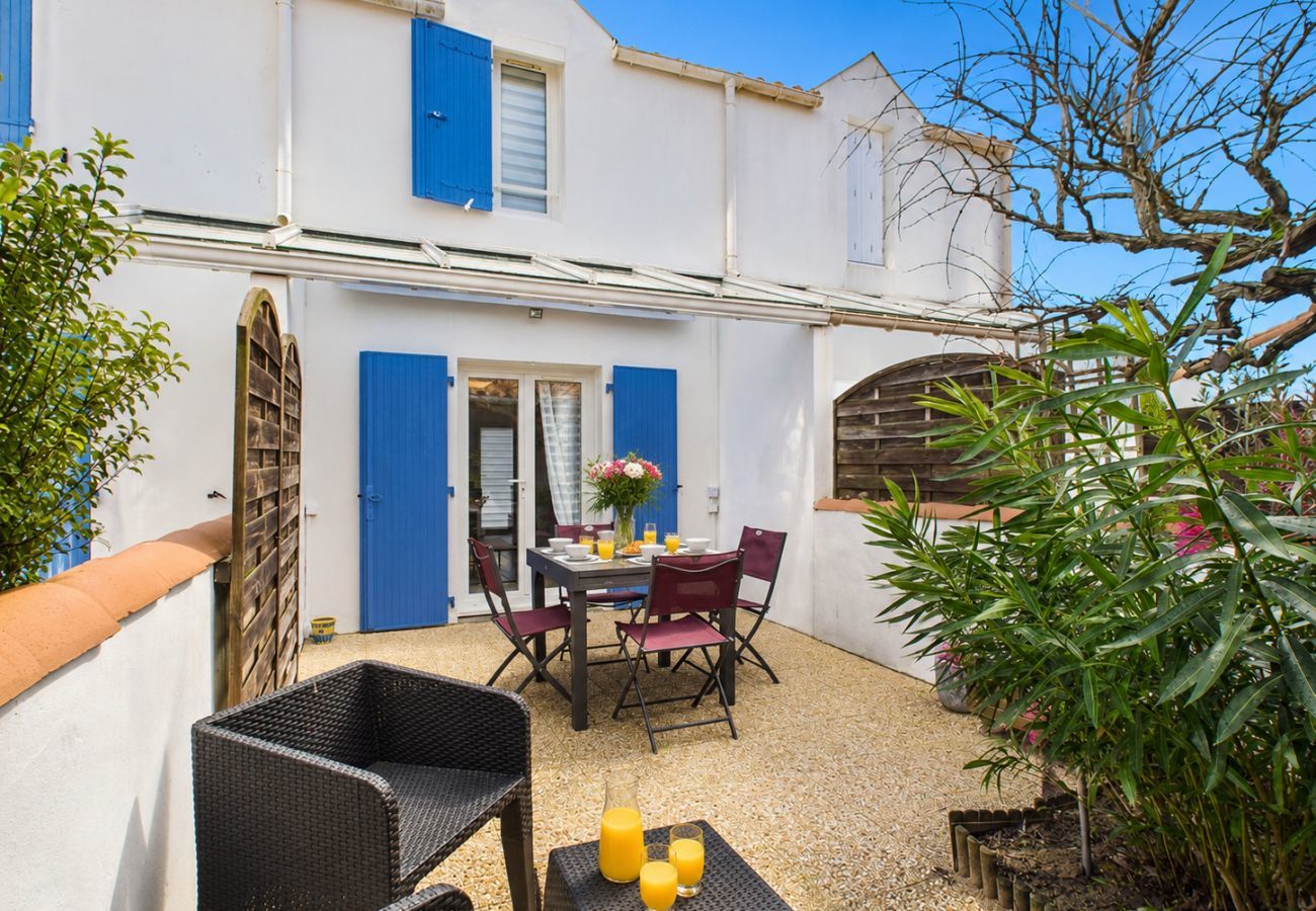 House in Saint-Hilaire-de-Riez - 200m from the beach, BBQ, terrace, stays for 4