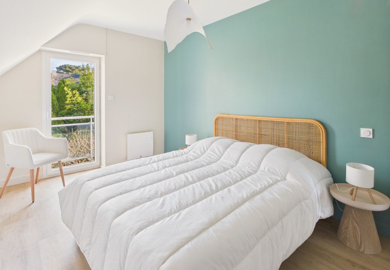 House in Fouesnant - 100m from the beach – House for 8 with garden