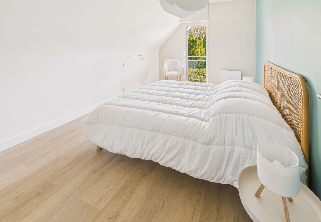 House in Fouesnant - 100m from the beach – House for 8 with garden