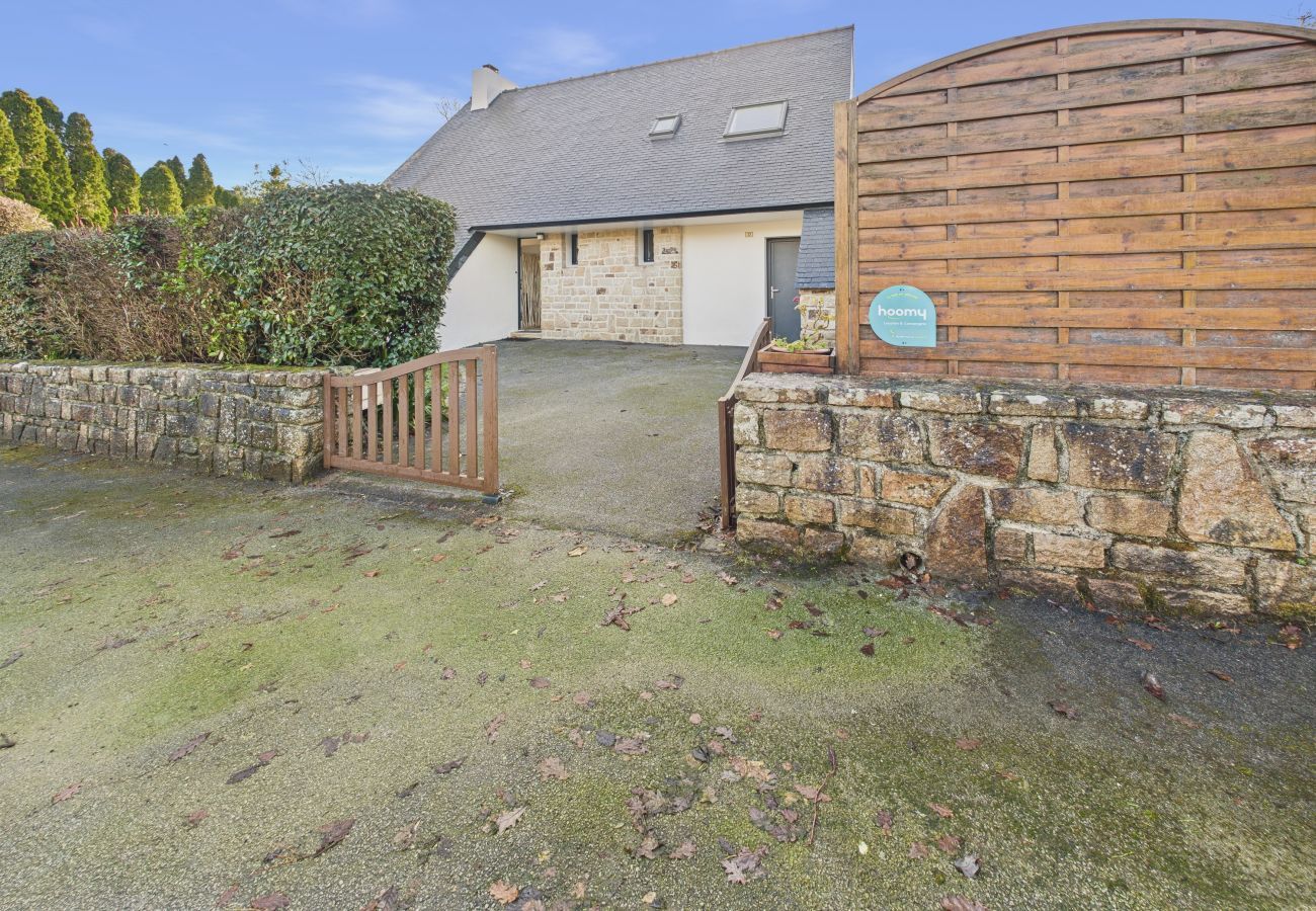 House in Fouesnant - 100m from the beach – House for 8 with garden