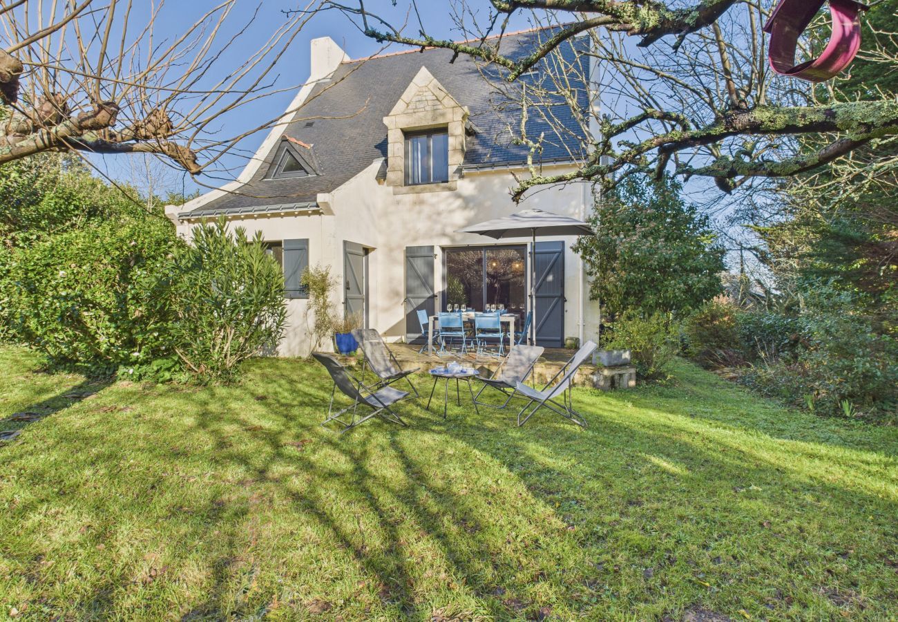 House in Arzon - By the Gulf, house for 8 with garden