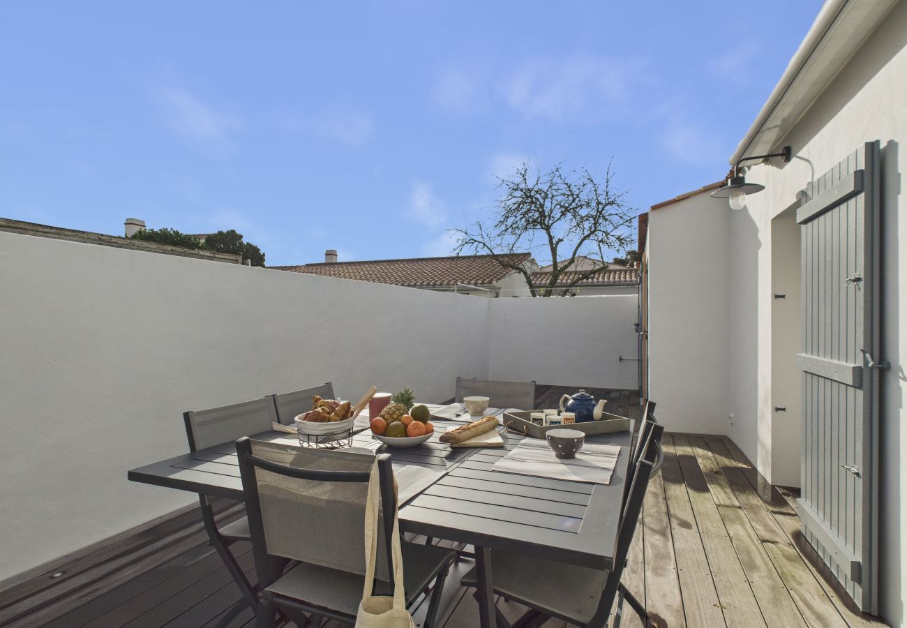 House in Noirmoutier-en-l´Ile - House for 4 adults 2 children, 30m from the sea